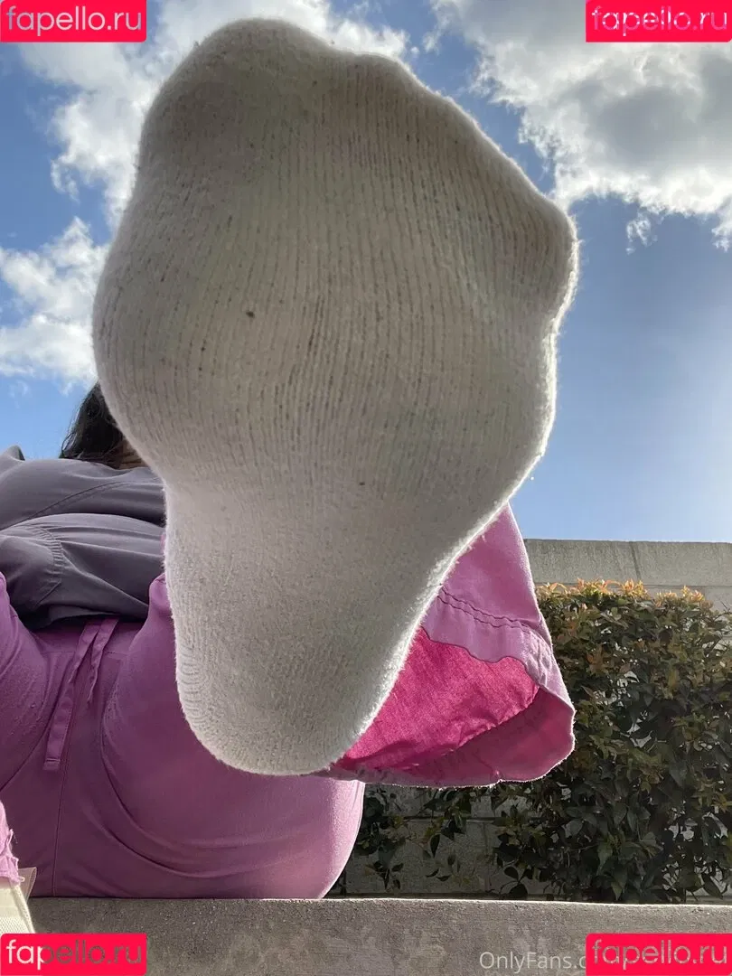 servingfet Onlyfans Photo Gallery 