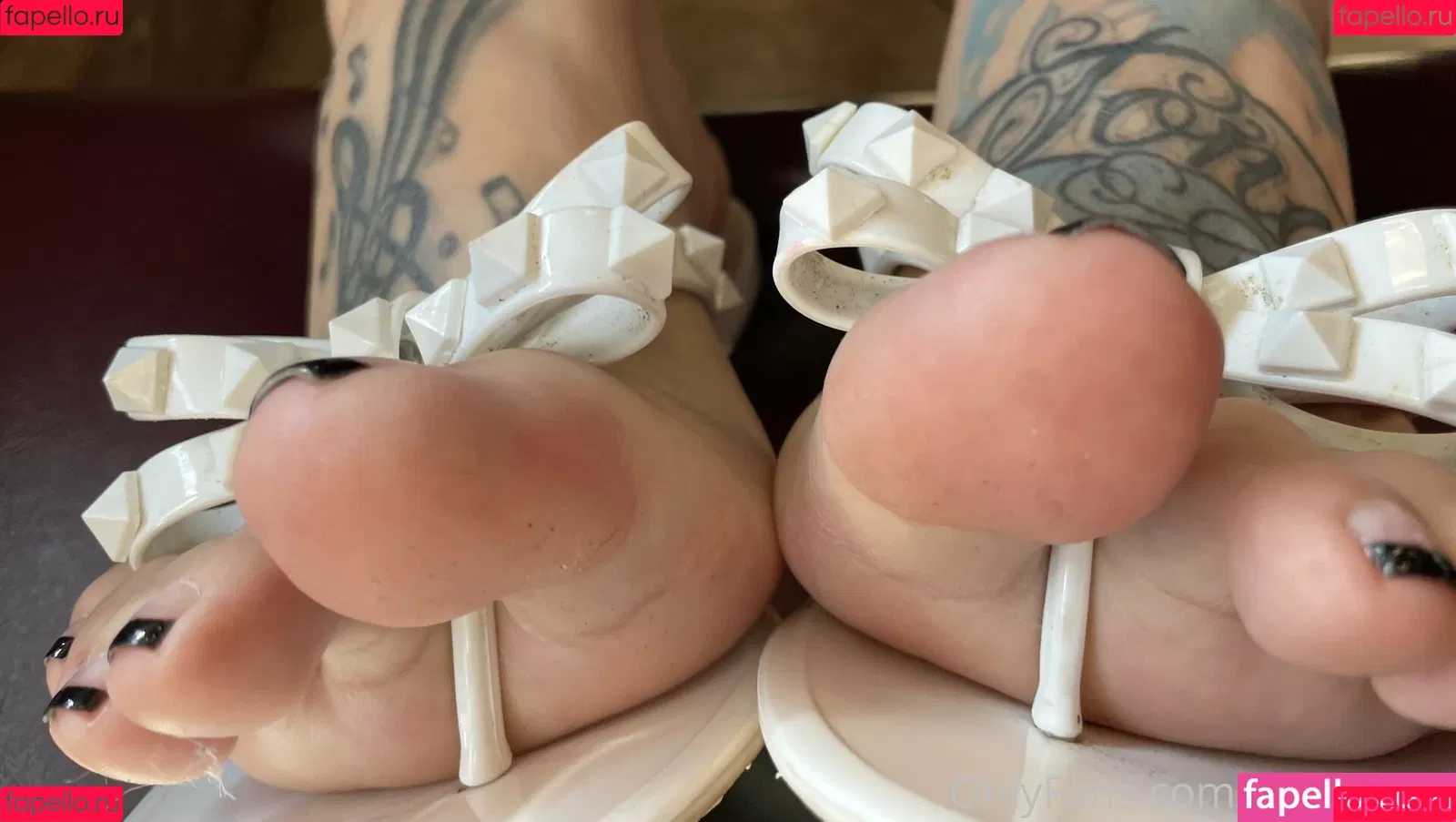 servingfet Onlyfans Photo Gallery 