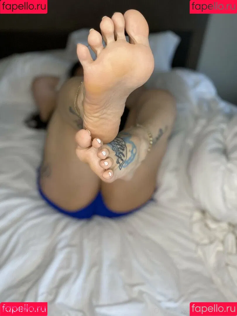 servingfet Onlyfans Photo Gallery 