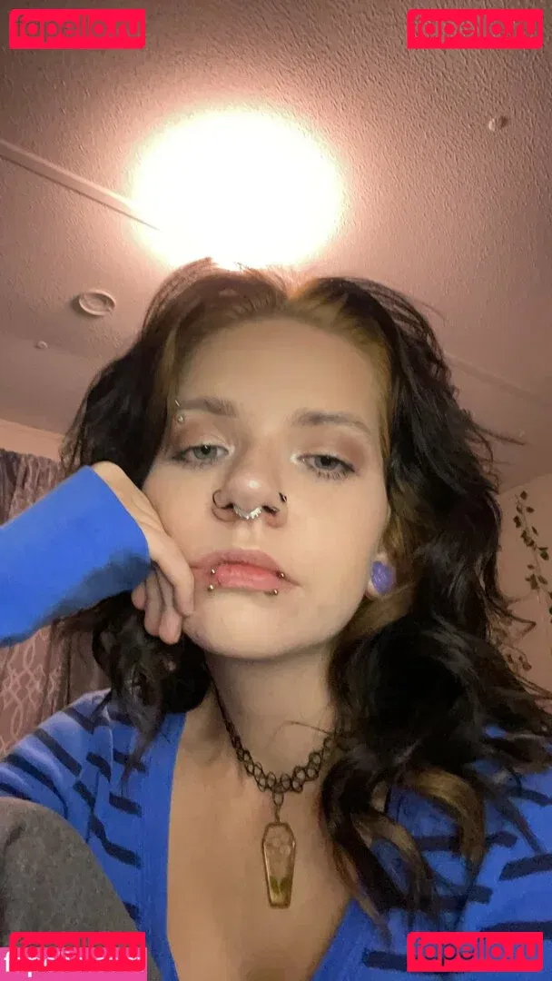 gothichorrorcliche Onlyfans Photo Gallery 