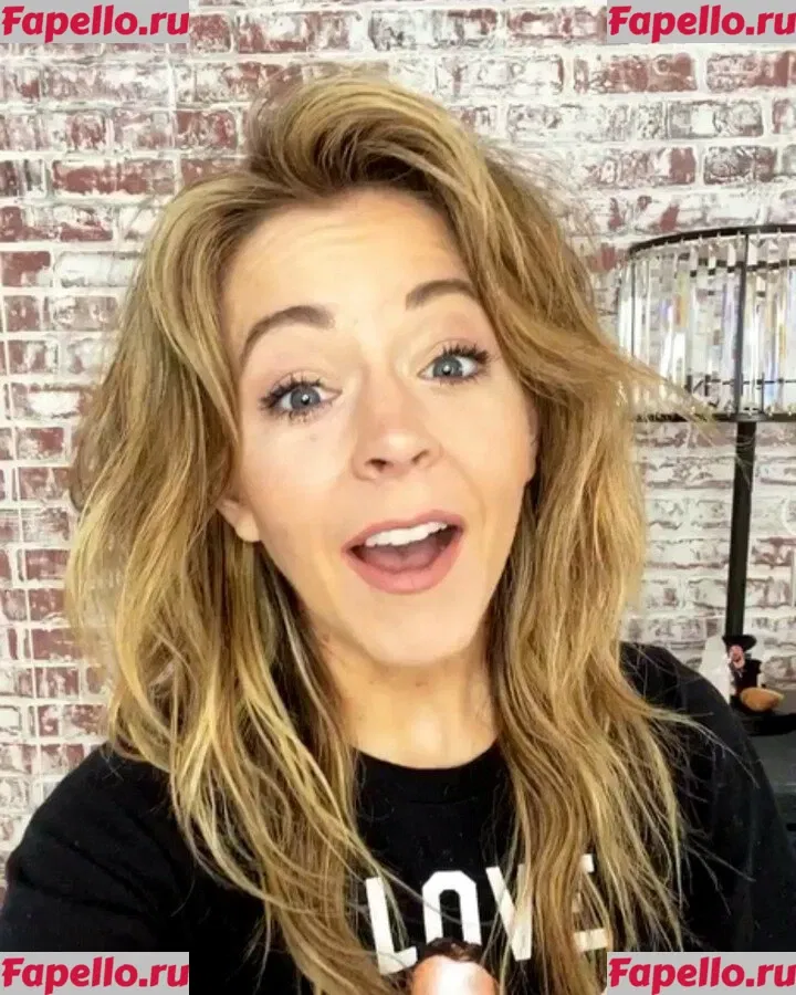 Lindsey Stirling Onlyfans Photo Gallery 