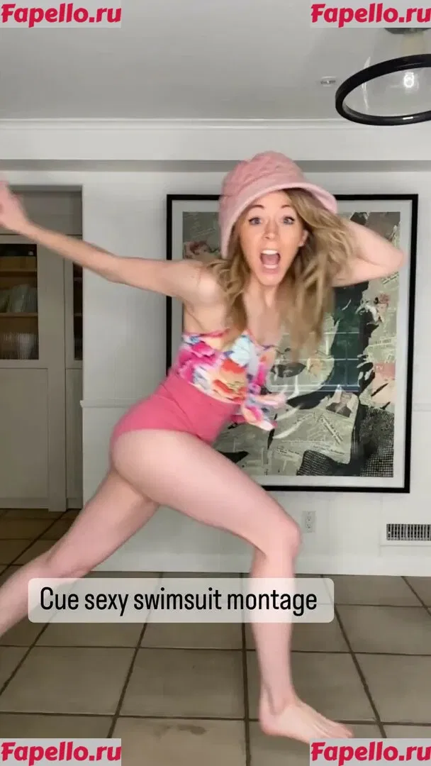 Lindsey Stirling Onlyfans Photo Gallery 