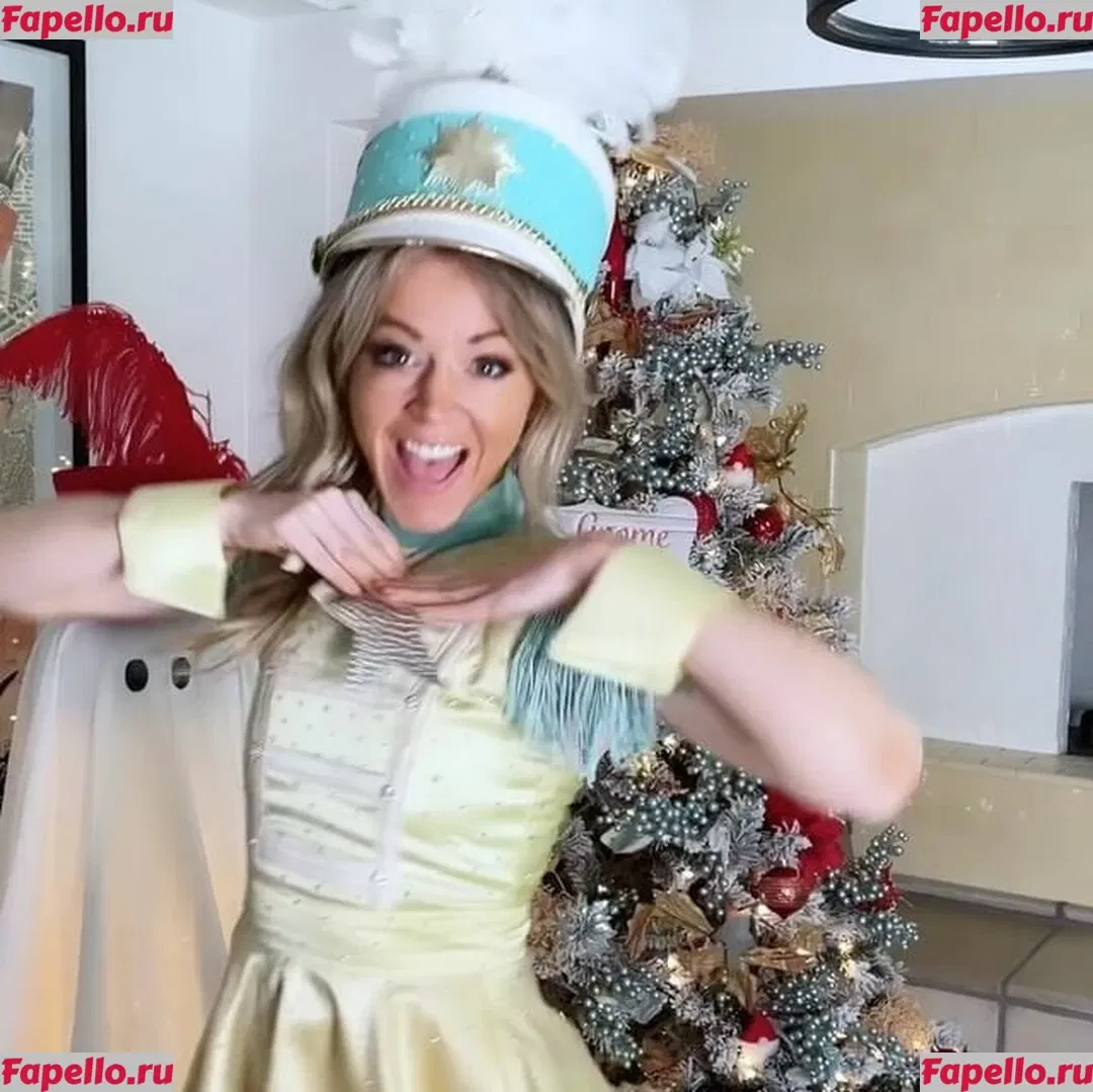 Lindsey Stirling Onlyfans Photo Gallery 