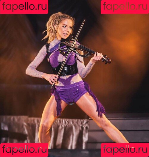 Lindsey Stirling Onlyfans Photo Gallery 