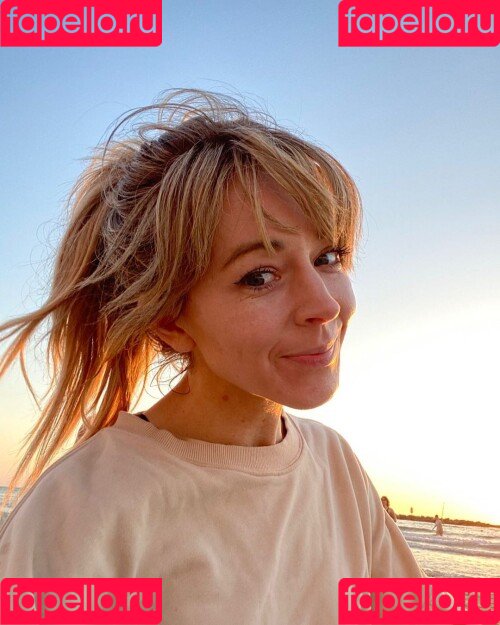 Lindsey Stirling Onlyfans Photo Gallery 