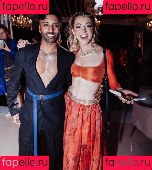 Lindsey Stirling Onlyfans Photo Gallery 