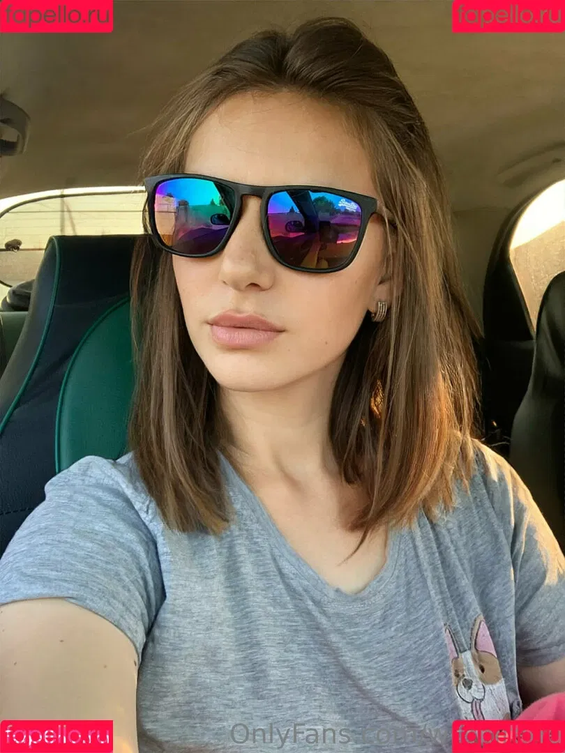 wrenirene Onlyfans Photo Gallery 