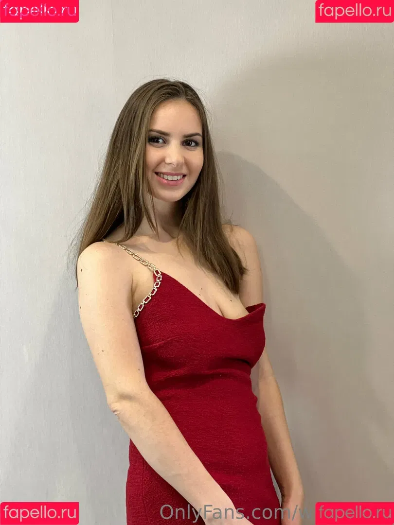 wrenirene Onlyfans Photo Gallery 