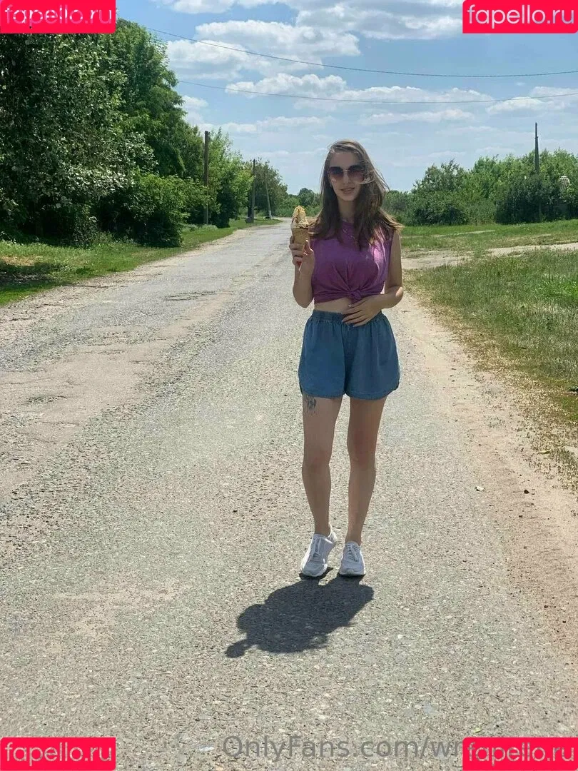 wrenirene Onlyfans Photo Gallery 