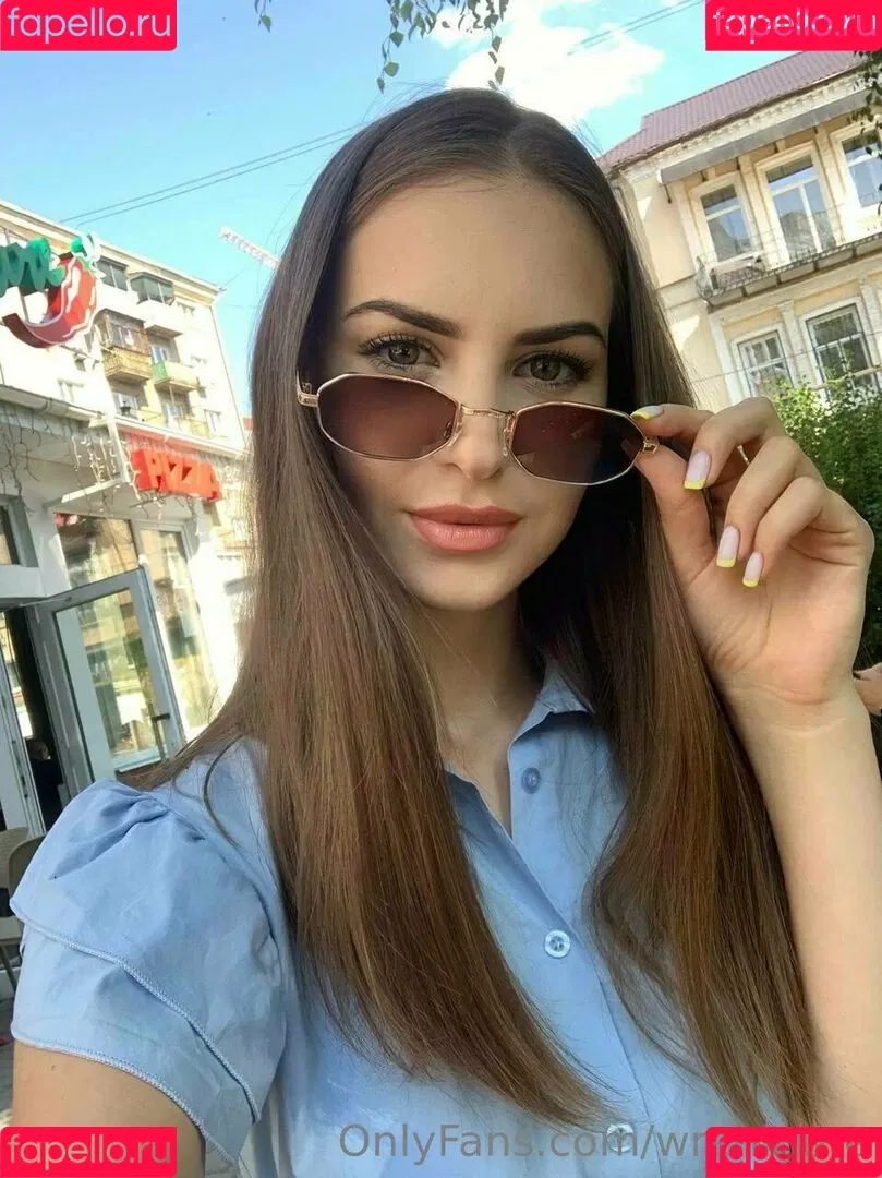 wrenirene Onlyfans Photo Gallery 