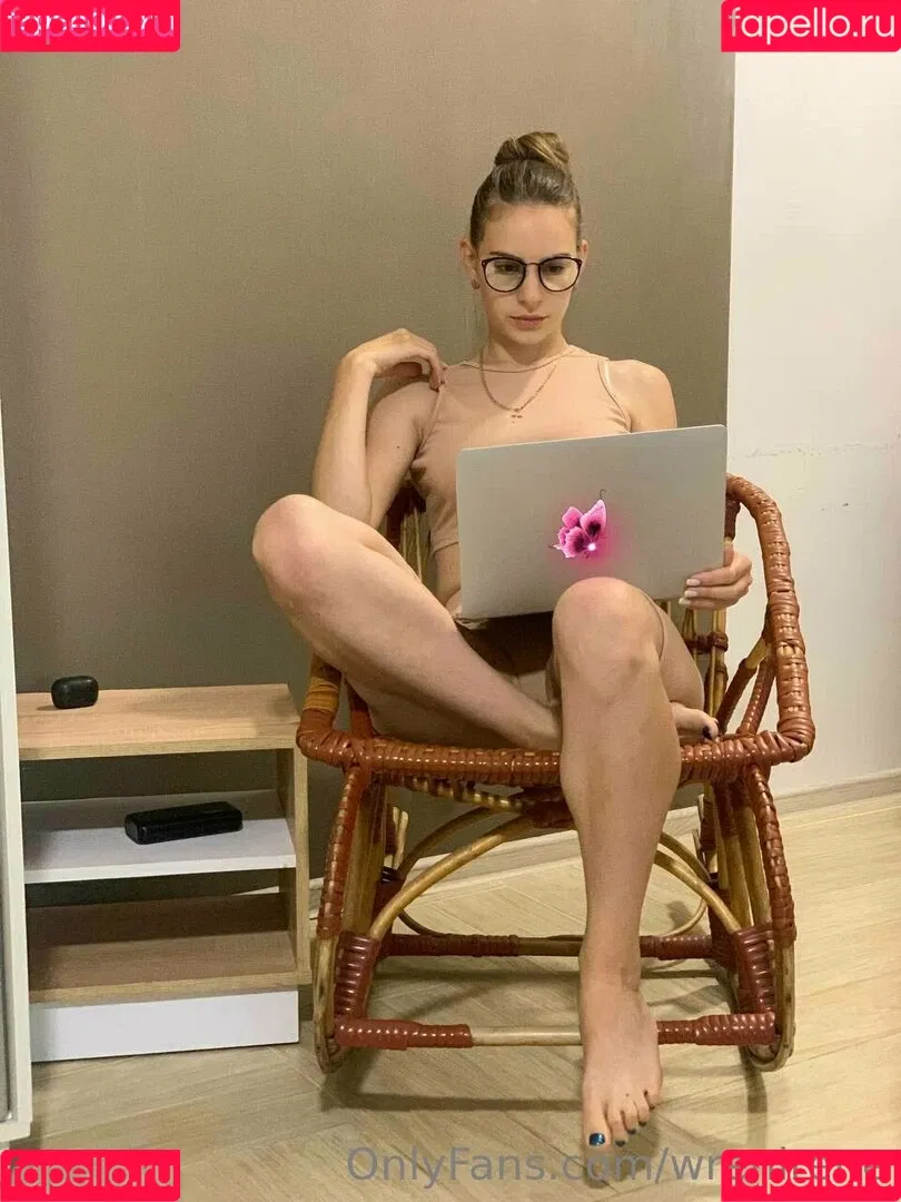 wrenirene Onlyfans Photo Gallery 