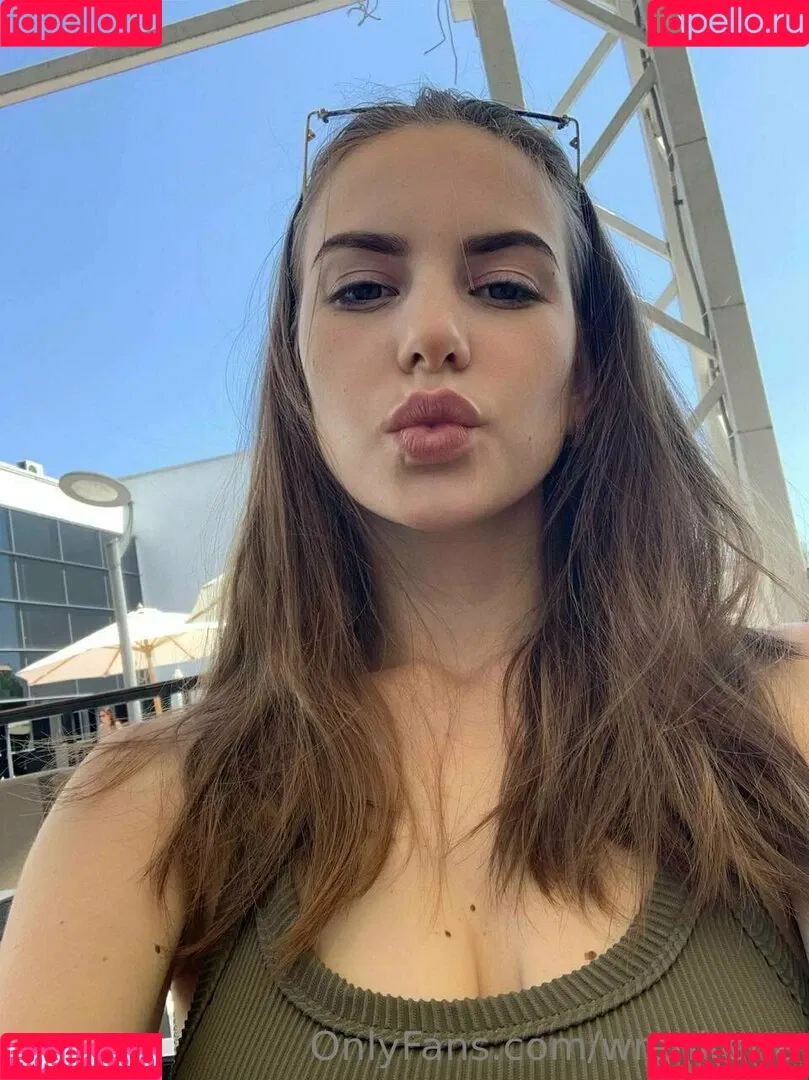 wrenirene Onlyfans Photo Gallery 
