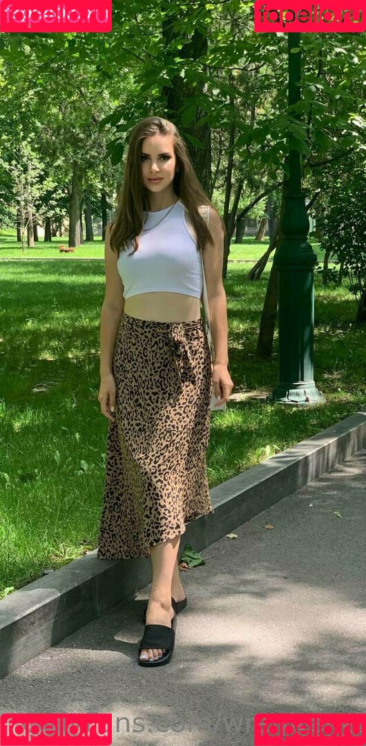 wrenirene Onlyfans Photo Gallery 