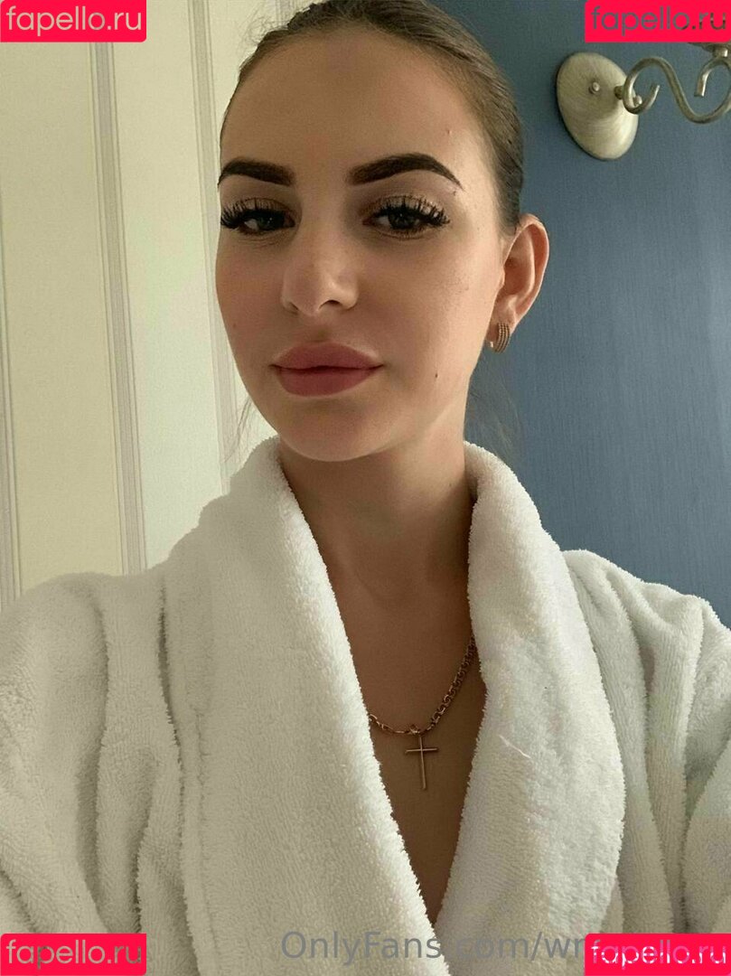 wrenirene Onlyfans Photo Gallery 