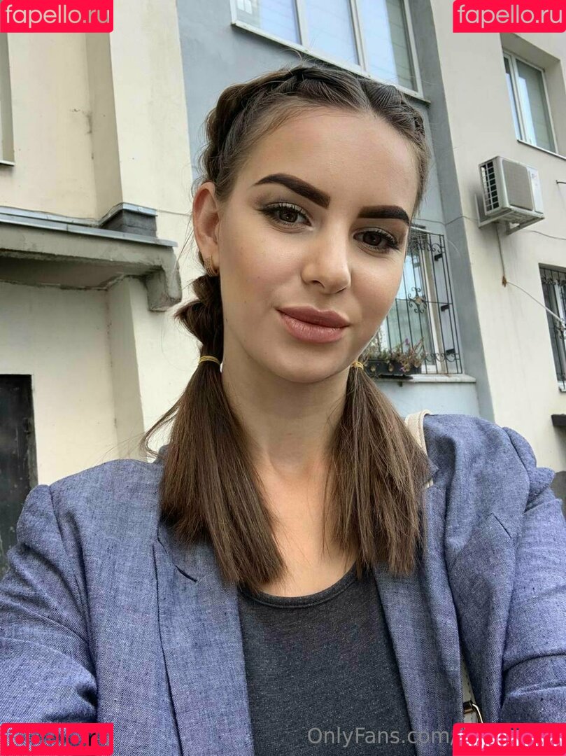 wrenirene Onlyfans Photo Gallery 