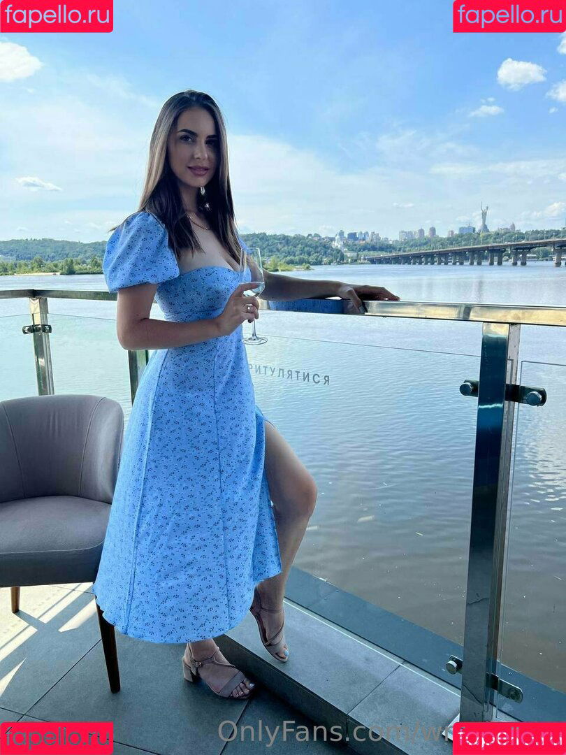 wrenirene Onlyfans Photo Gallery 