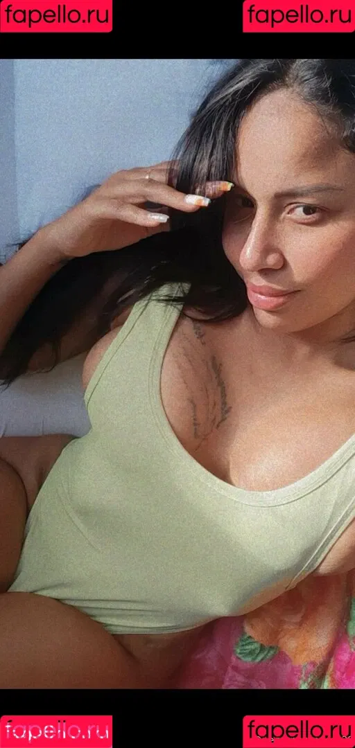 negrapomposa_28 Onlyfans Photo Gallery 