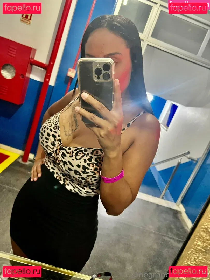 negrapomposa_28 Onlyfans Photo Gallery 