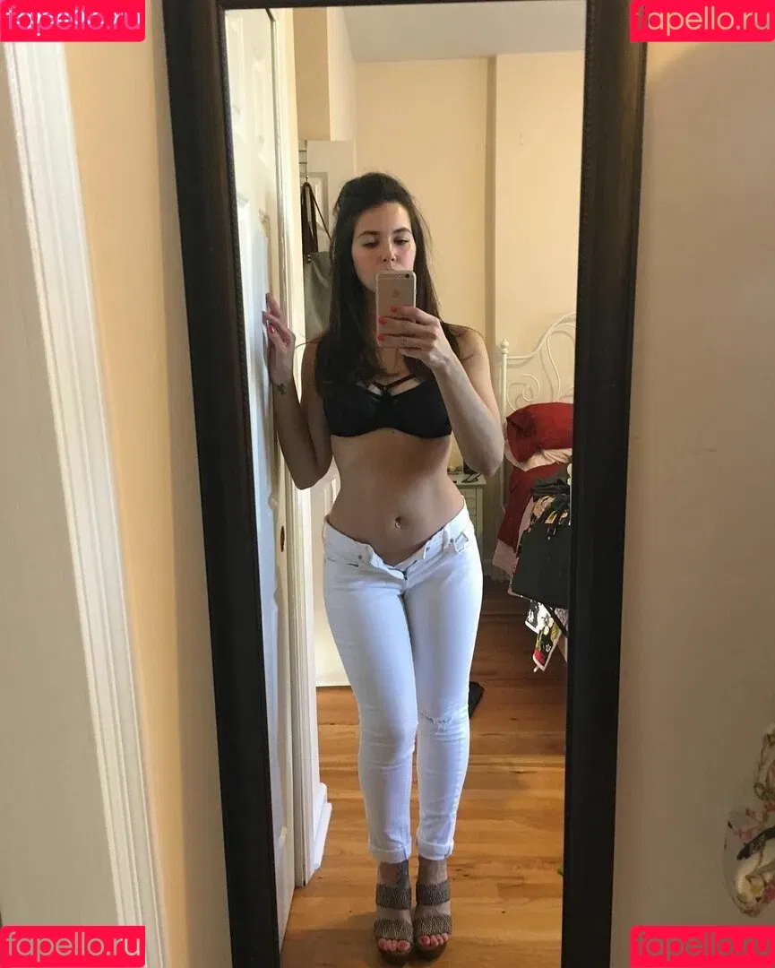 Moon Pixie Onlyfans Photo Gallery 