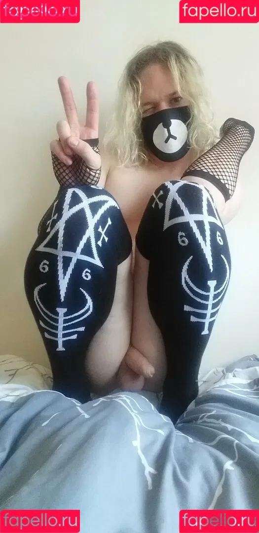 flarewolfsbane Onlyfans Photo Gallery 