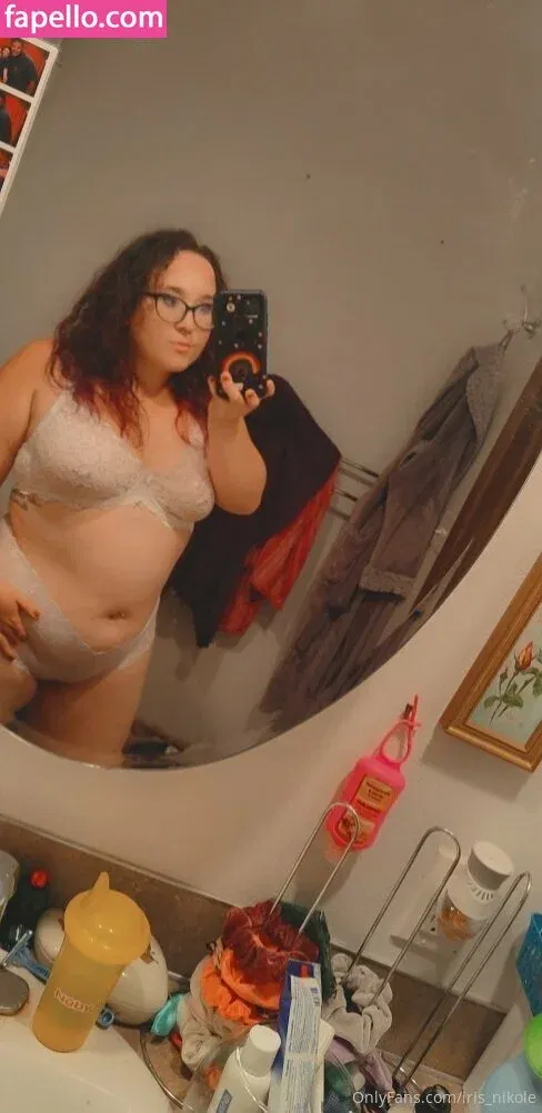 iris_nikole Onlyfans Photo Gallery 