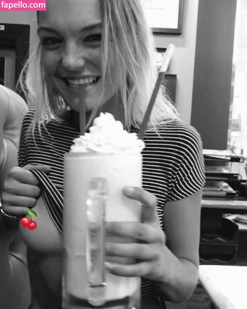 livroyalty Onlyfans Photo Gallery 