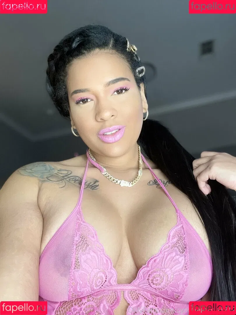 cynthiagarcia1212 Onlyfans Photo Gallery 