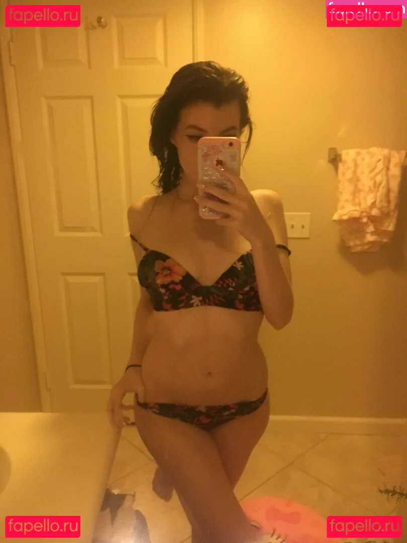 elizabethreed Onlyfans Photo Gallery 