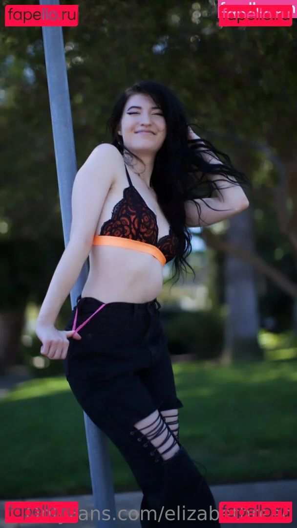 elizabethreed Onlyfans Photo Gallery 