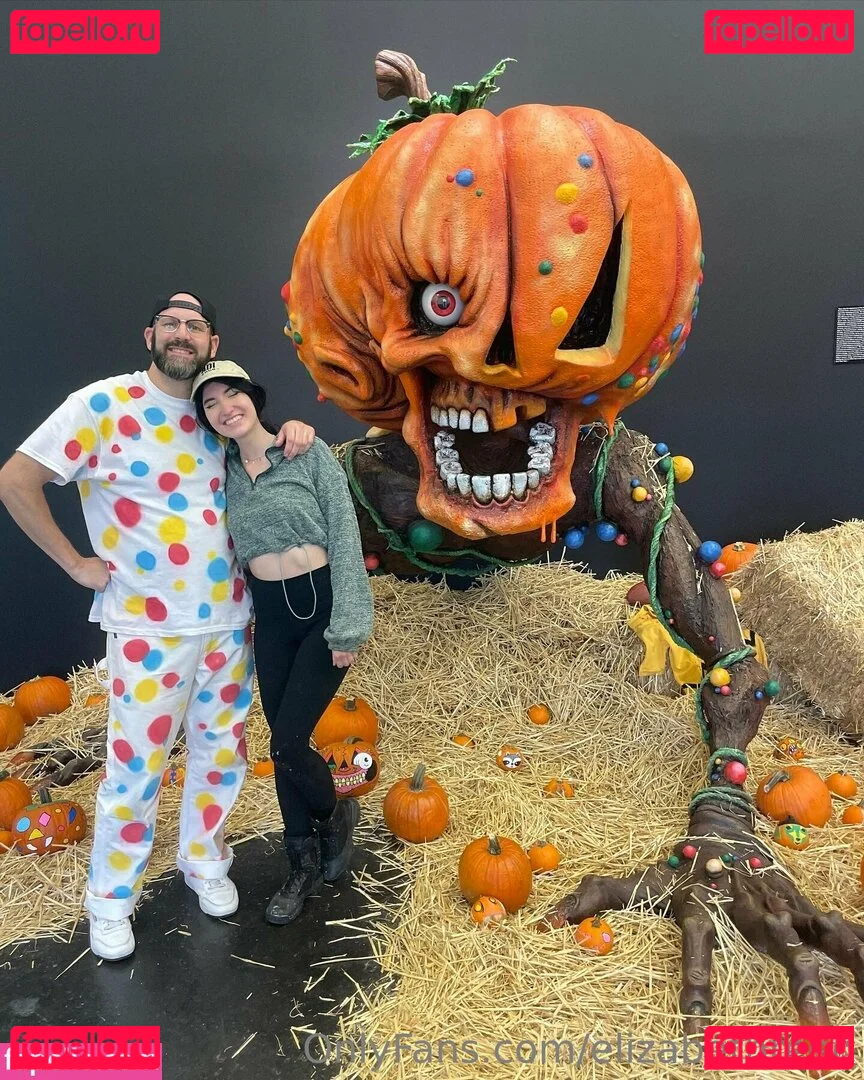 elizabethreed Onlyfans Photo Gallery 