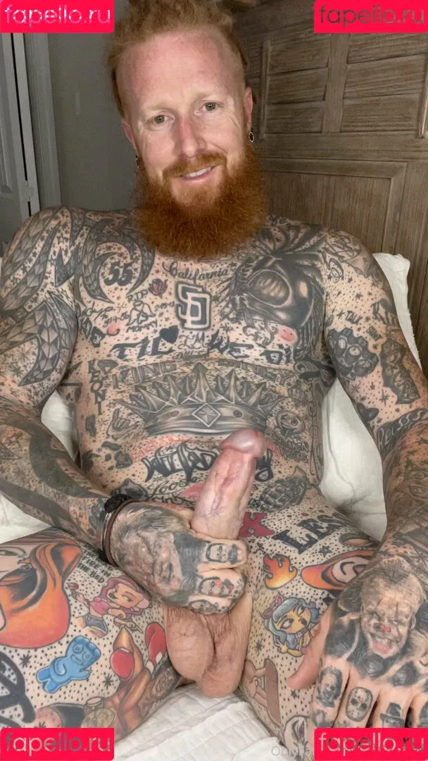tattedgingy Onlyfans Photo Gallery 