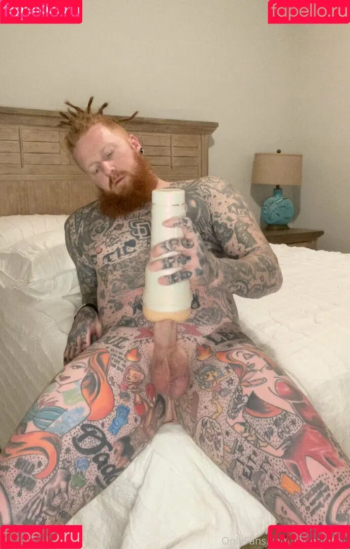 tattedgingy Onlyfans Photo Gallery 
