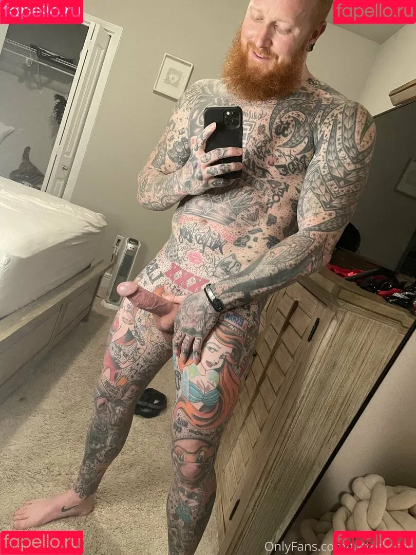 tattedgingy Onlyfans Photo Gallery 