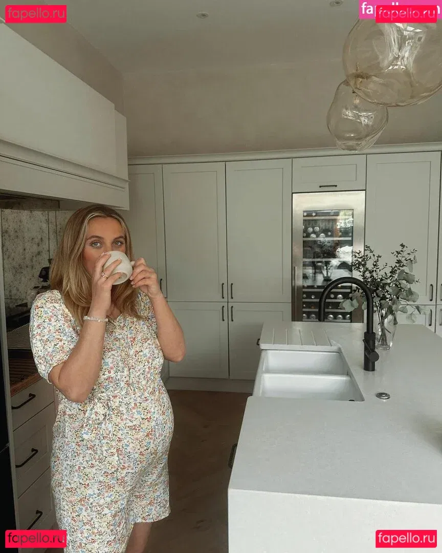 Tiffany Watson Onlyfans Photo Gallery 