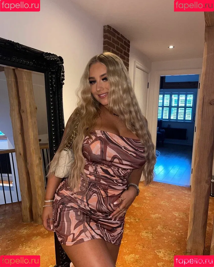 Gracie M Onlyfans Photo Gallery 