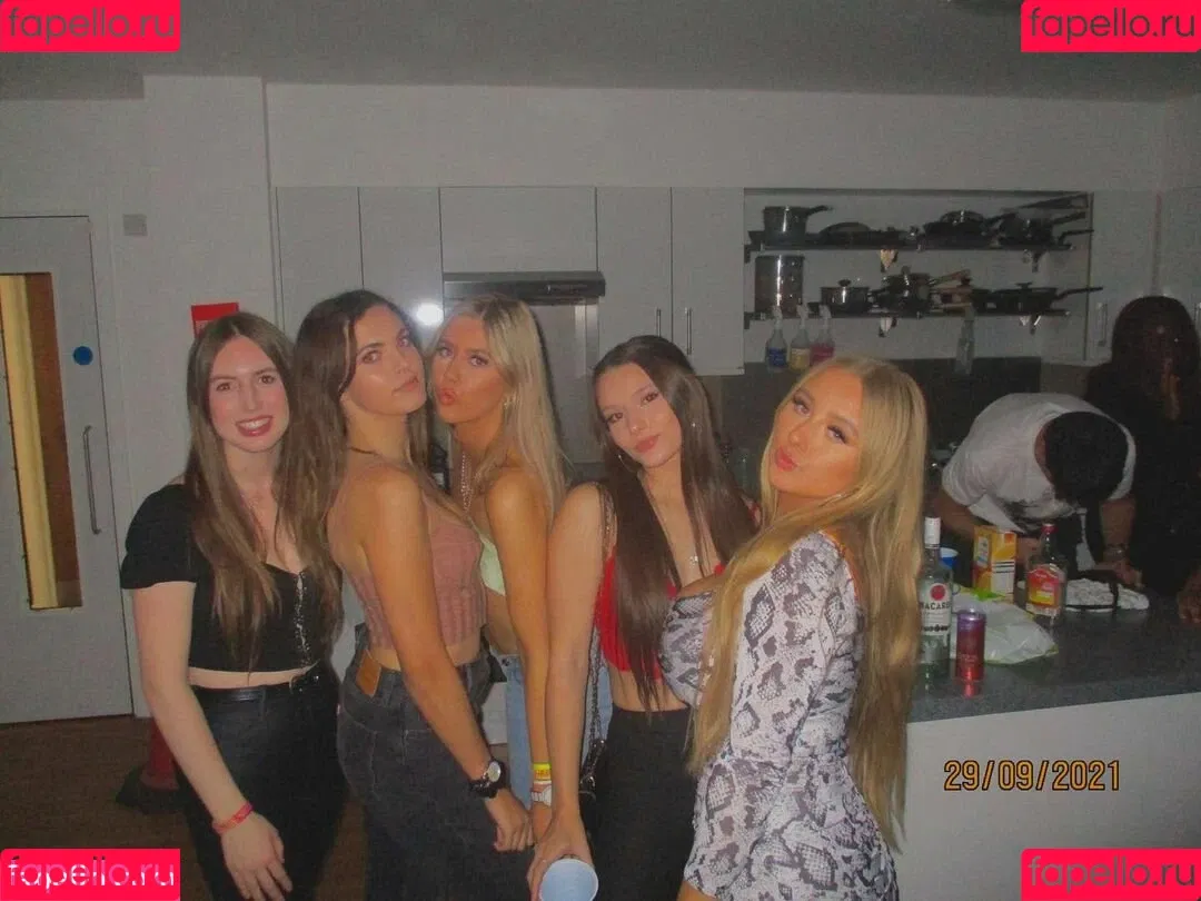 Gracie M Onlyfans Photo Gallery 
