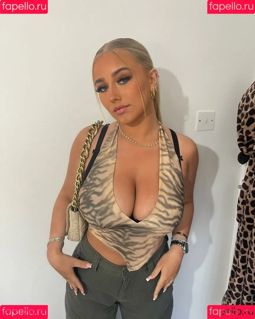 Gracie M Onlyfans Photo Gallery 