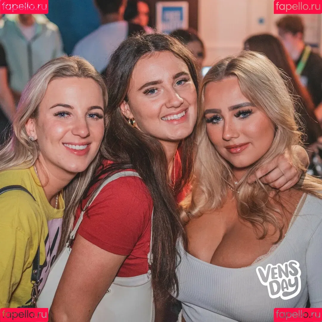 Gracie M Onlyfans Photo Gallery 