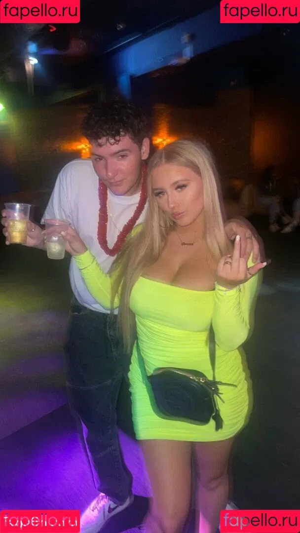 Gracie M Onlyfans Photo Gallery 