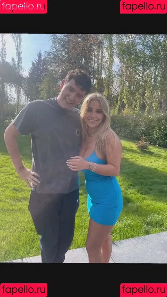Gracie M Onlyfans Photo Gallery 