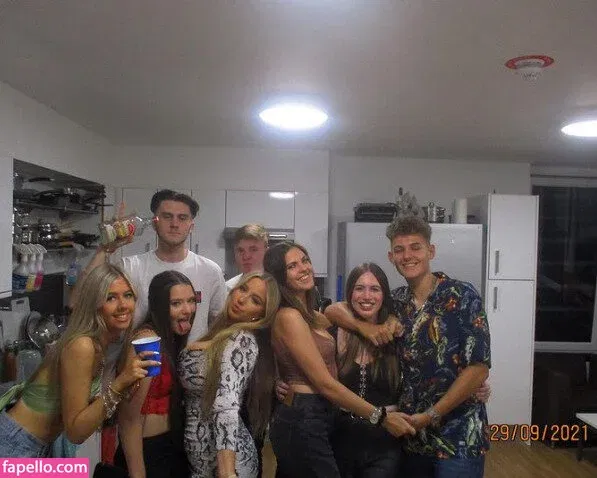 Gracie M Onlyfans Photo Gallery 