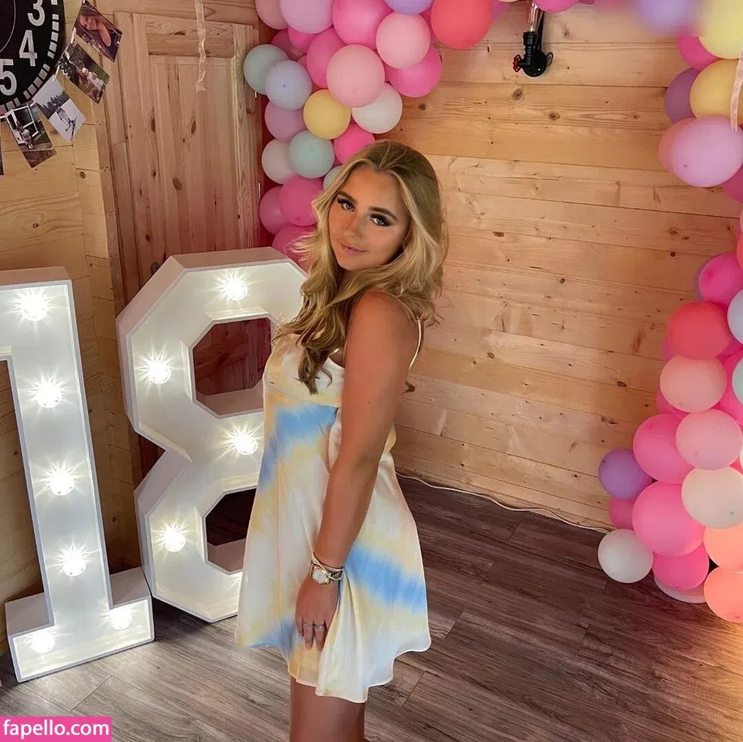 Gracie M Onlyfans Photo Gallery 