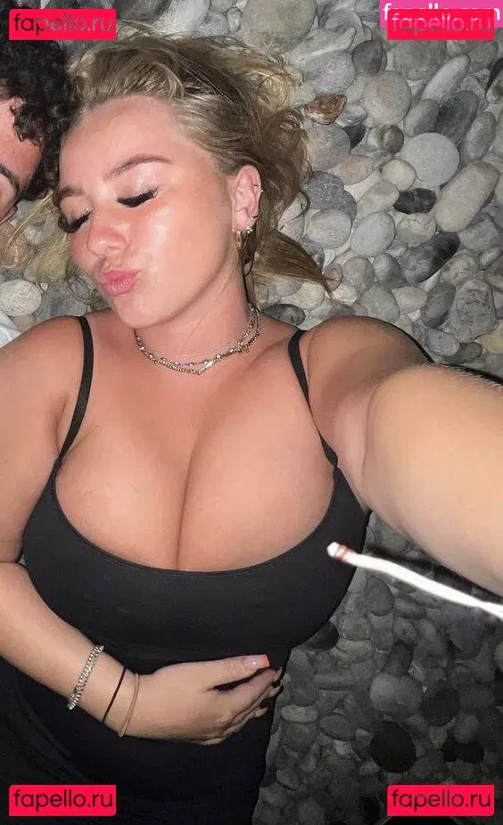 Gracie M Onlyfans Photo Gallery 