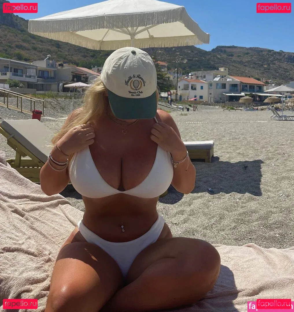 Gracie M Onlyfans Photo Gallery 