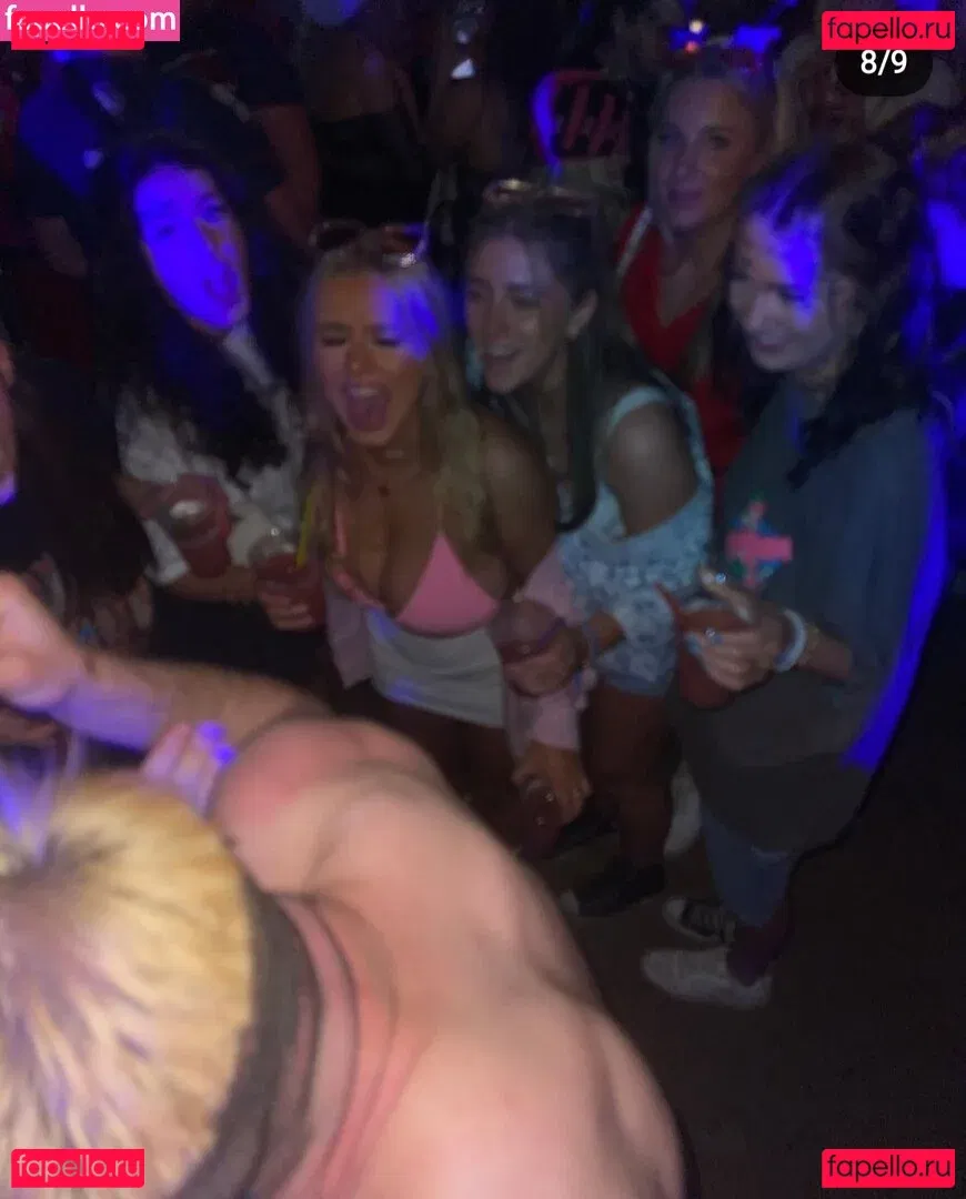 Gracie M Onlyfans Photo Gallery 