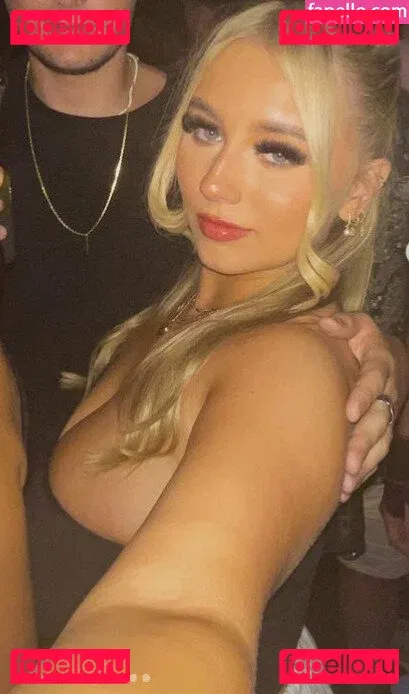 Gracie M Onlyfans Photo Gallery 