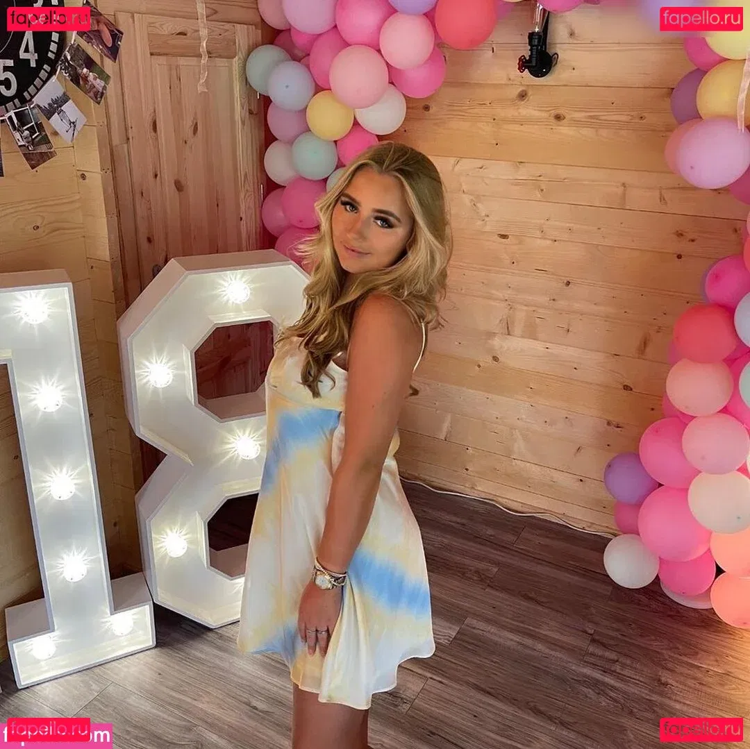 Gracie M Onlyfans Photo Gallery 