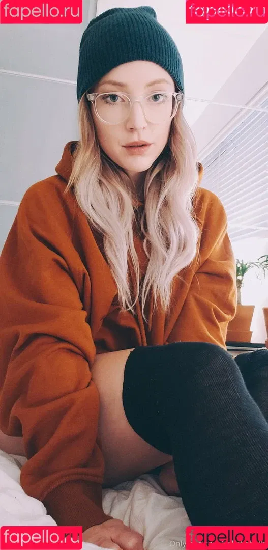 itskatiebelle Onlyfans Photo Gallery 