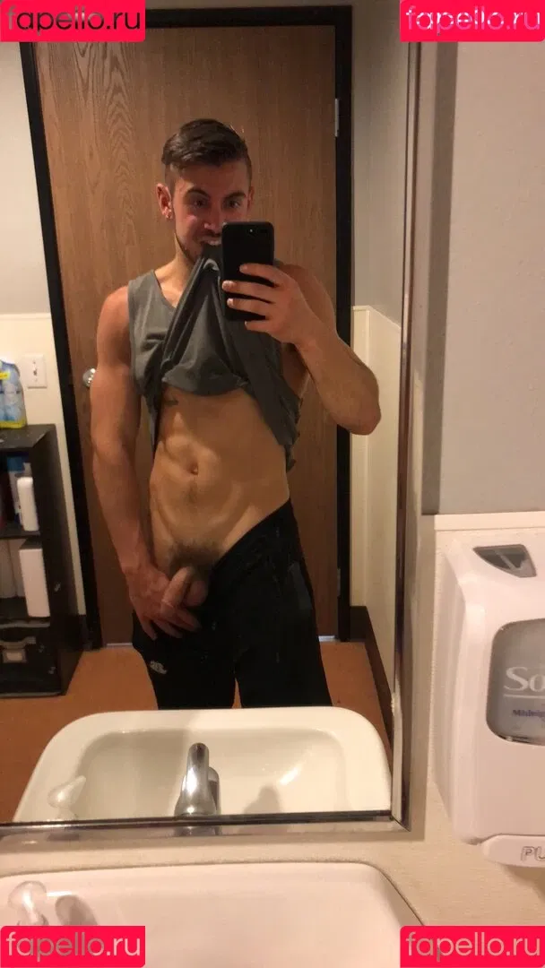 dante_colle Onlyfans Photo Gallery 