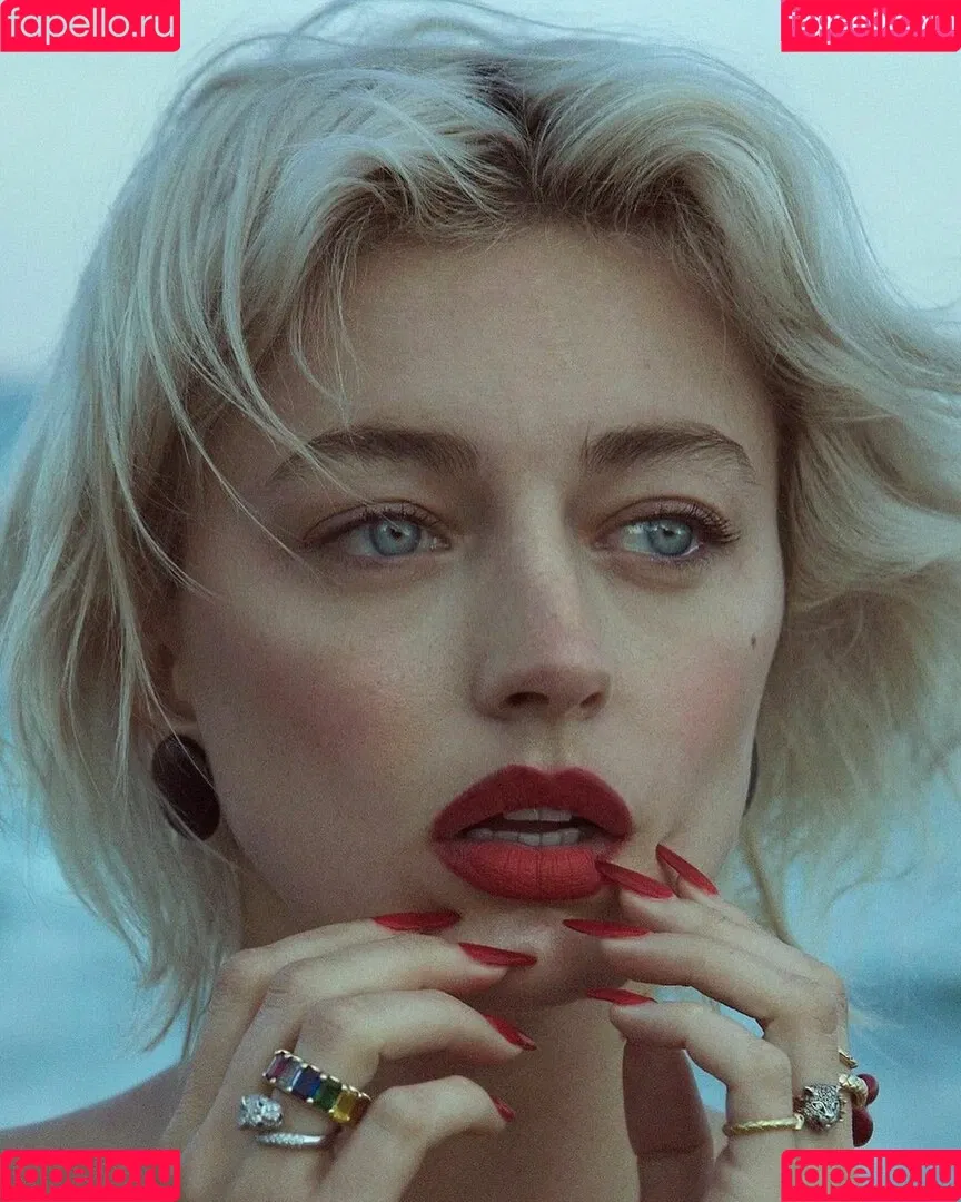 Caroline Vreeland Onlyfans Photo Gallery 